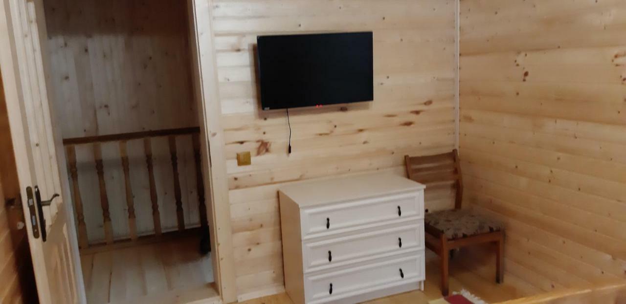 Котедж Під Горою 塔塔里夫 外观 照片
